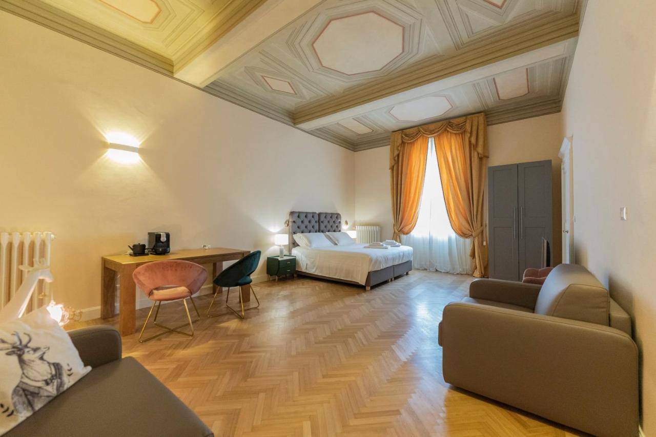 Aldrovandi Luxury Suites And Apartment Bolonia Exterior foto