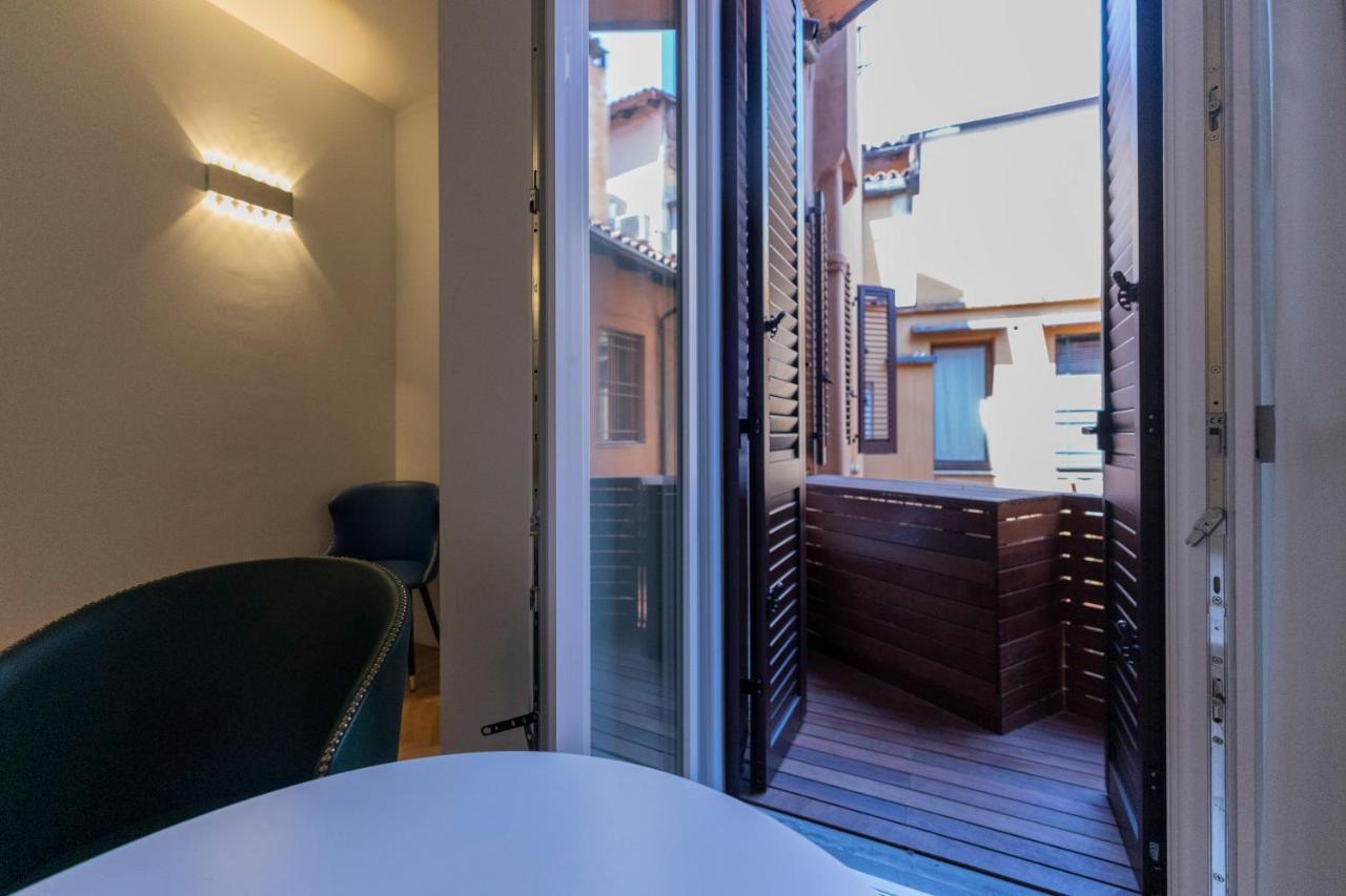 Aldrovandi Luxury Suites And Apartment Bolonia Exterior foto