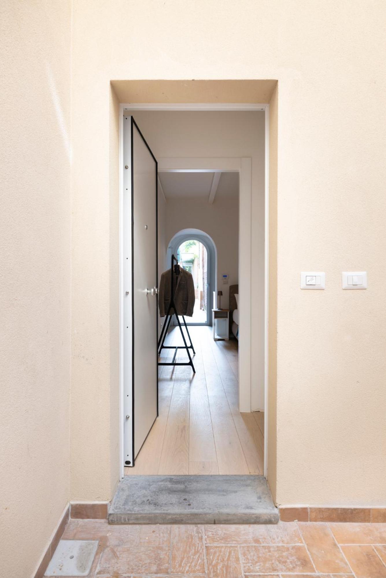 Aldrovandi Luxury Suites And Apartment Bolonia Exterior foto