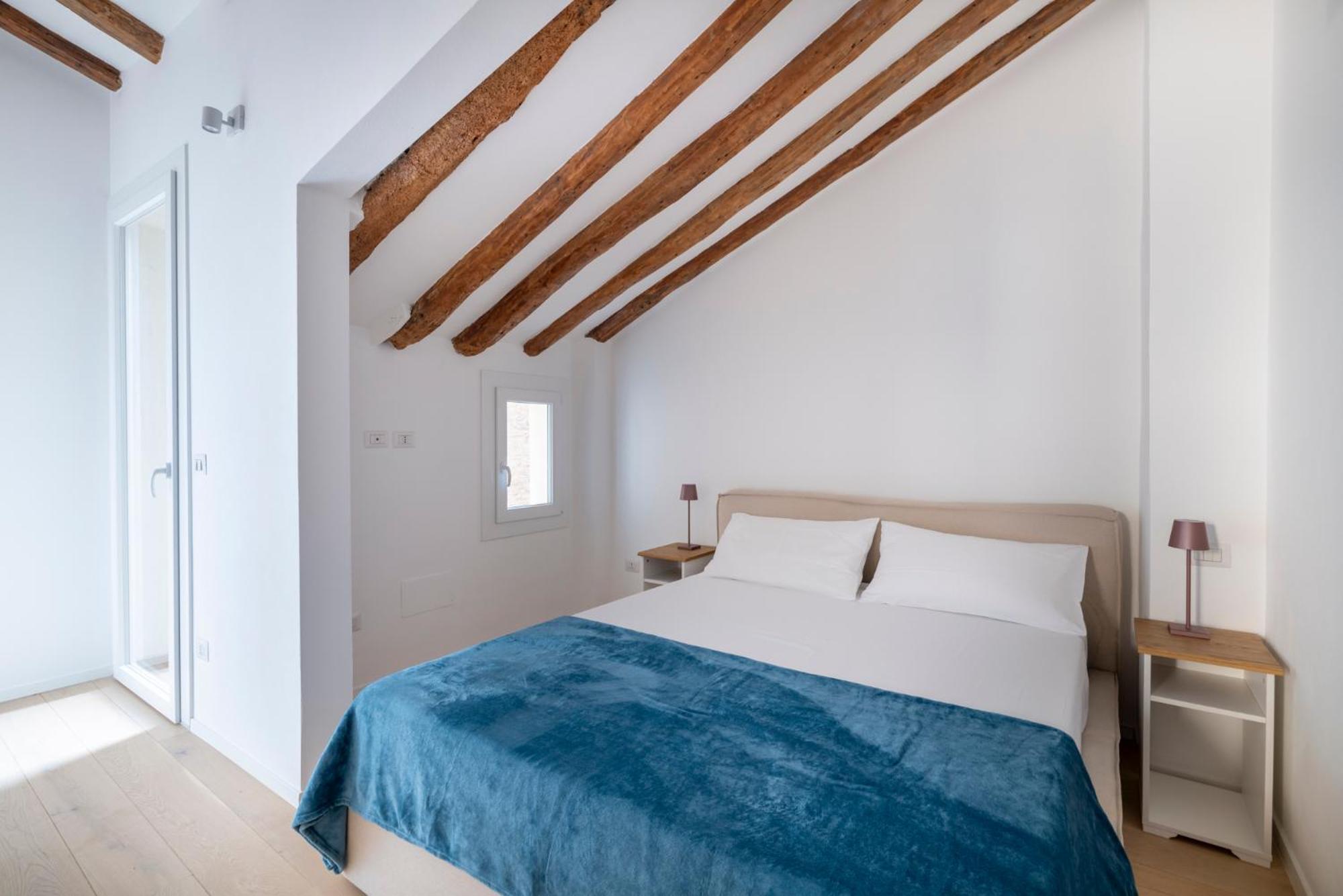 Aldrovandi Luxury Suites And Apartment Bolonia Exterior foto