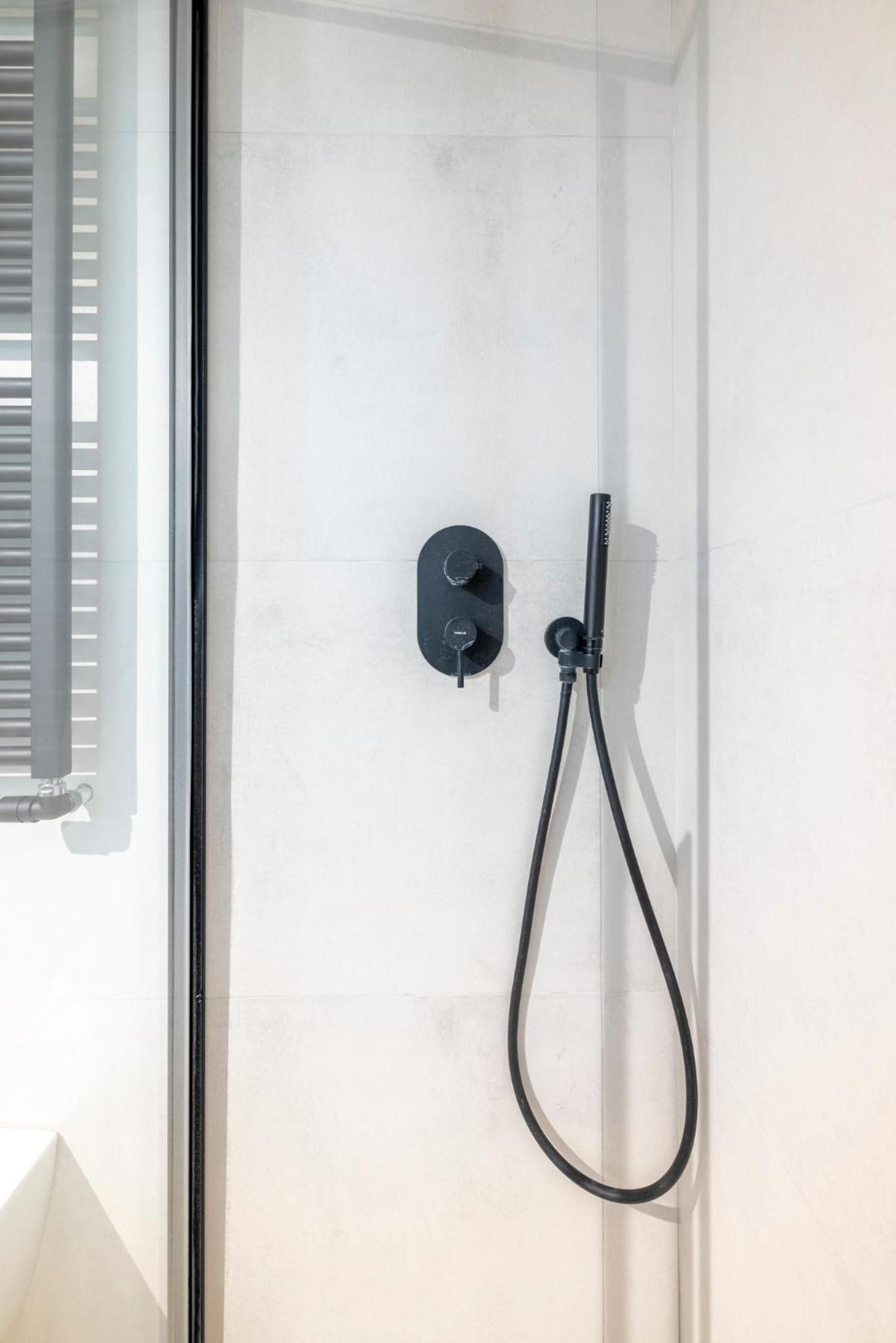 Aldrovandi Luxury Suites And Apartment Bolonia Exterior foto