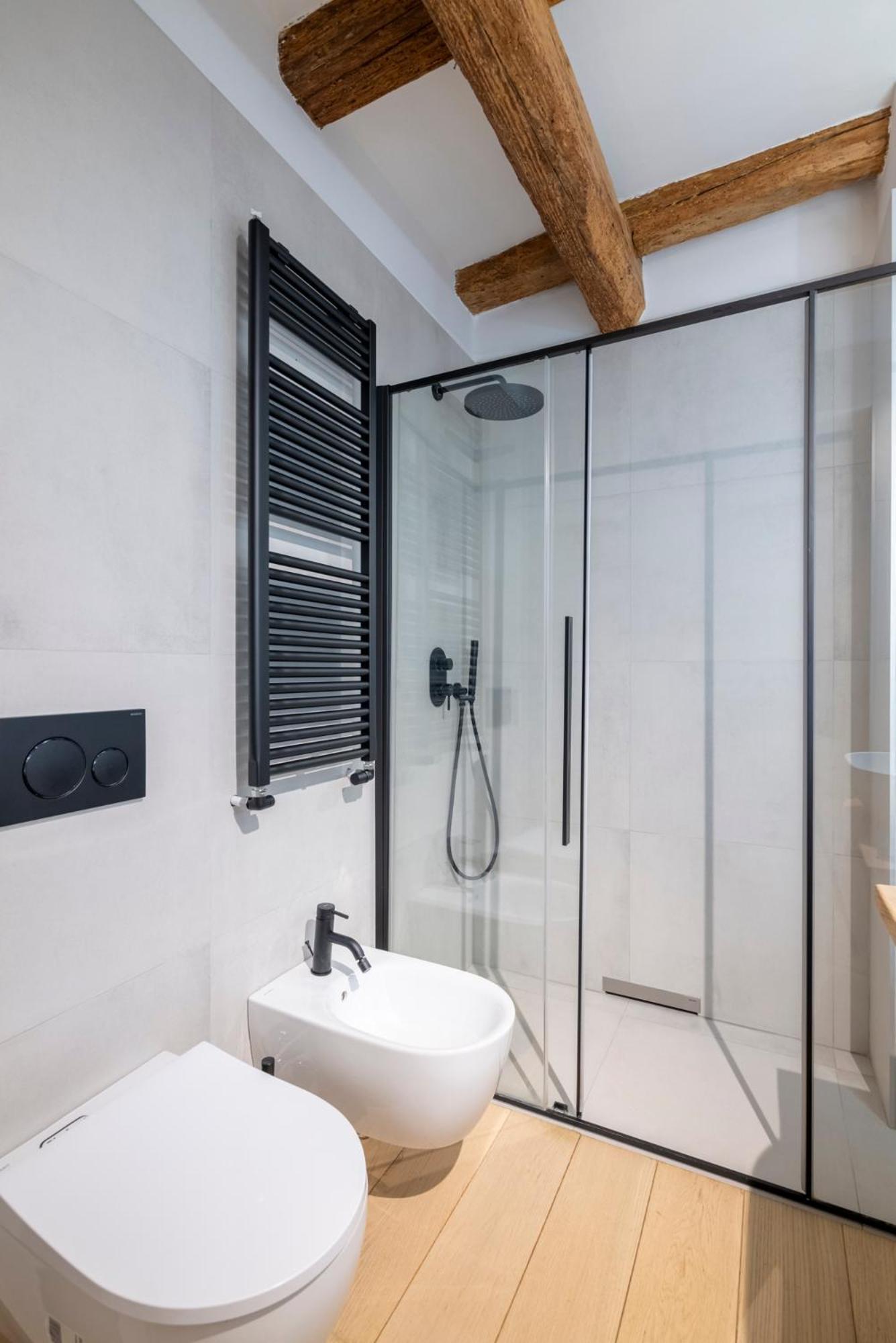 Aldrovandi Luxury Suites And Apartment Bolonia Exterior foto